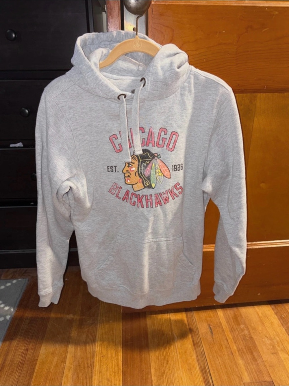 Fanatics Chicago Blackhawks Light Gray Pullover Hoodie